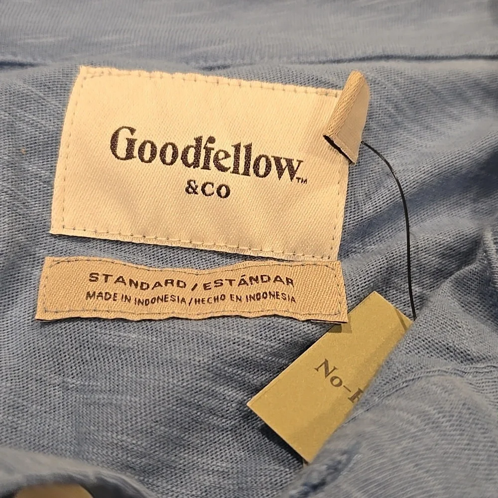❤️5/$25 New Classic Blue Men's Shirt